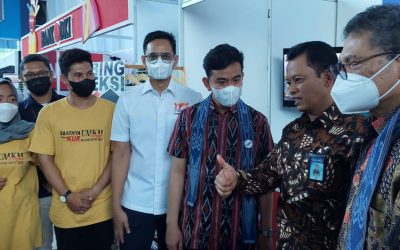 Walikota Solo Berkunjung ke Stand Tebing Breksi Dalam Pameran KUR Festival Fintech 2022
